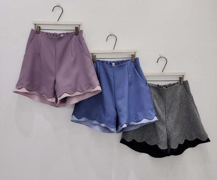 P51 腰26-36 HIP42 長16 $449 (一口價)