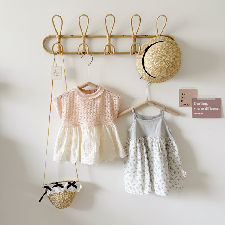 小碎花拼接吊帶裙