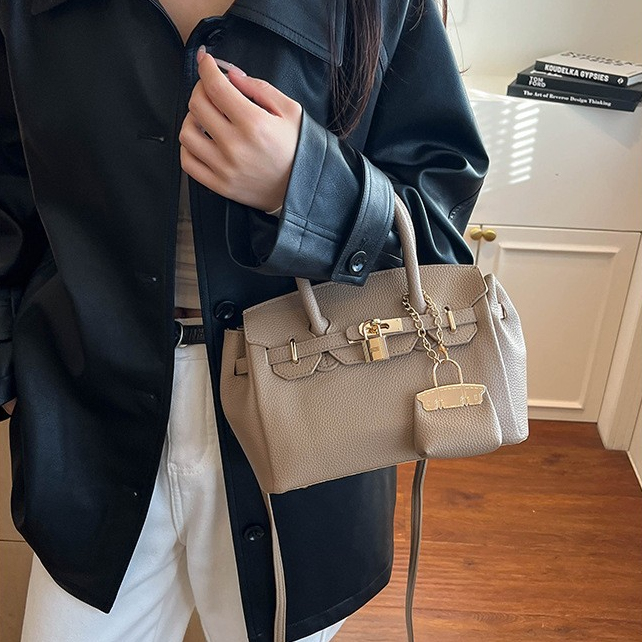 French Vintage Handheld Shoulder Crossbody Bag