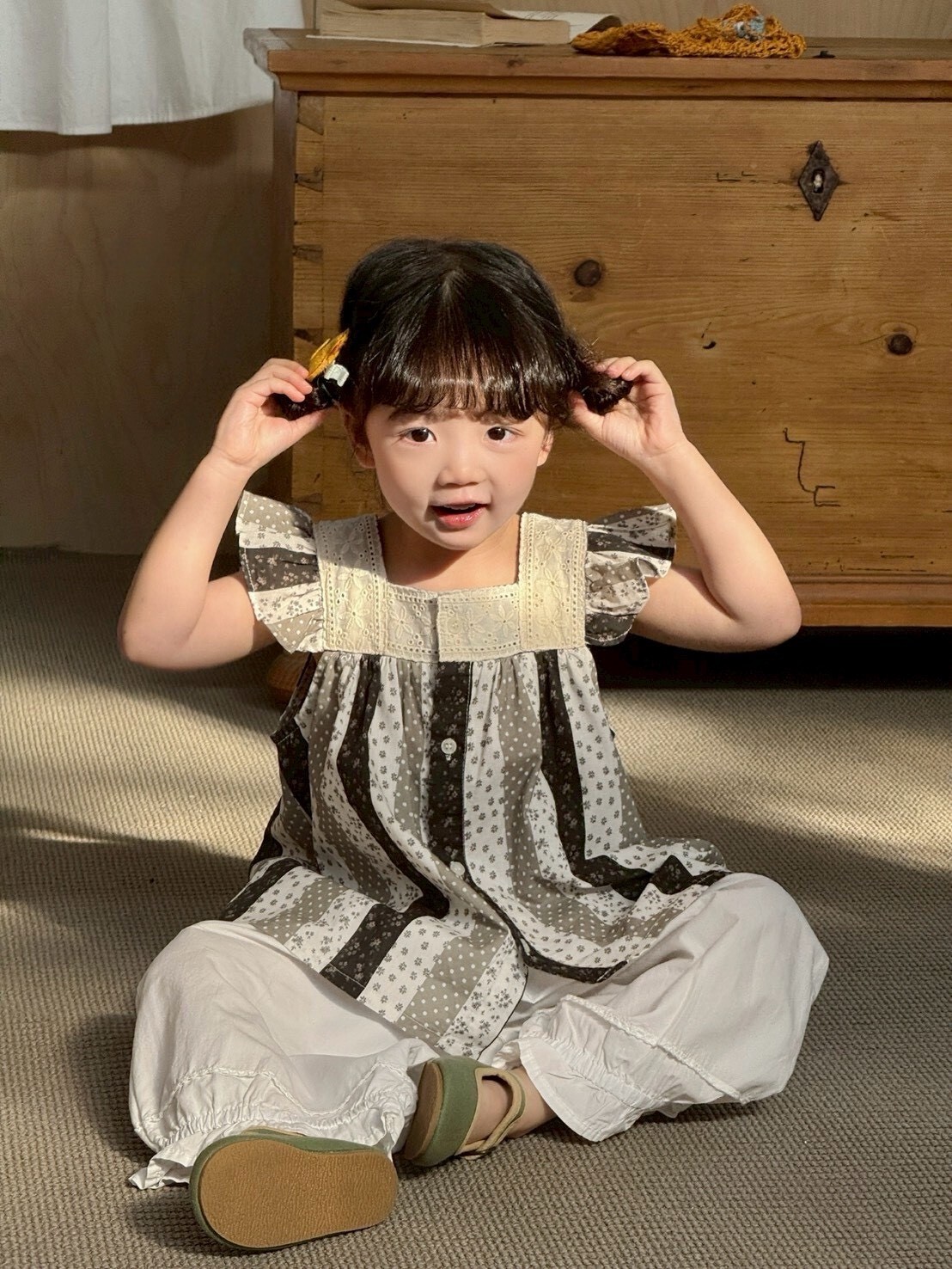 復古感小花拼接Tee