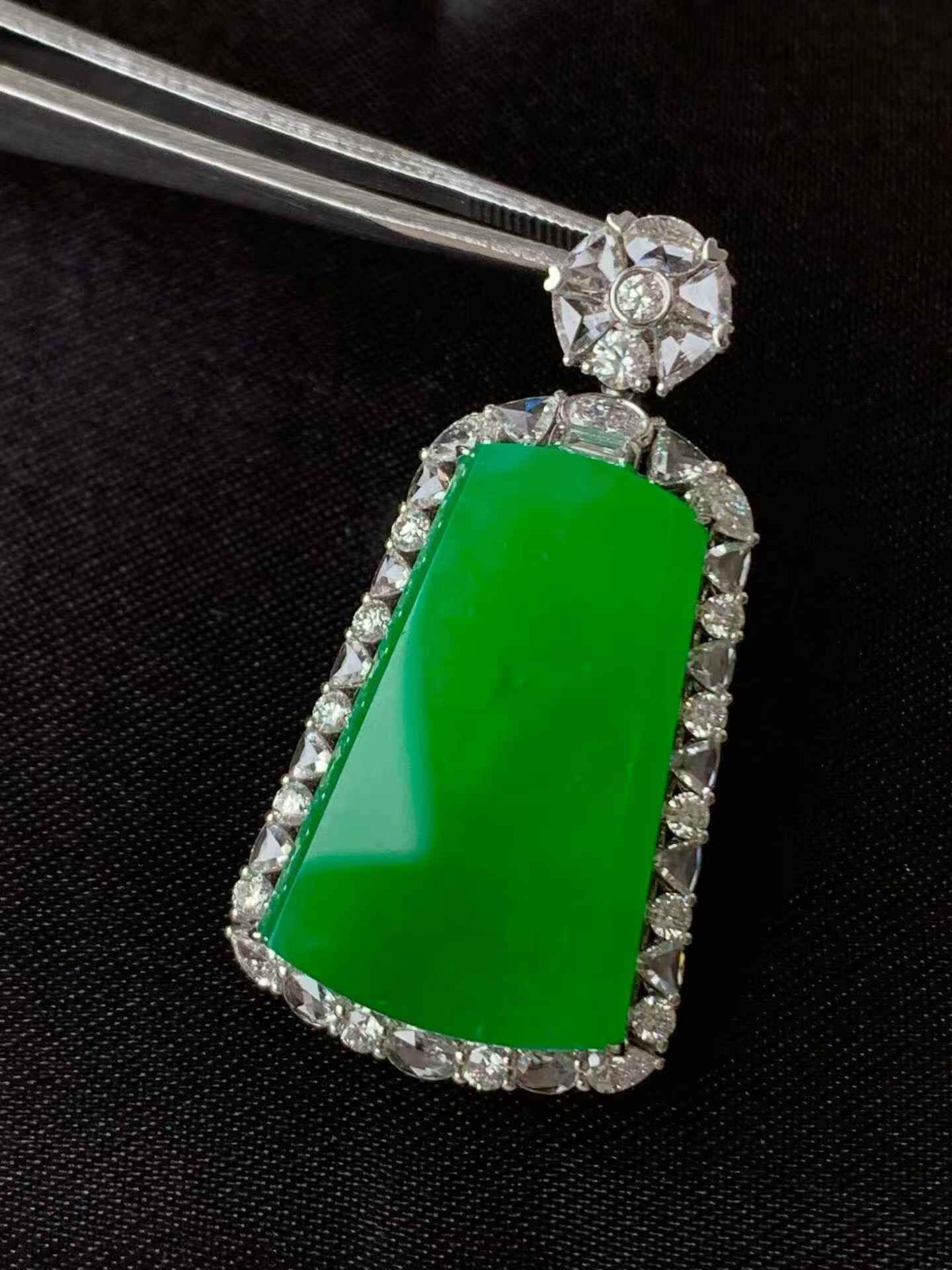 324359 翡翠無事牌吊墜