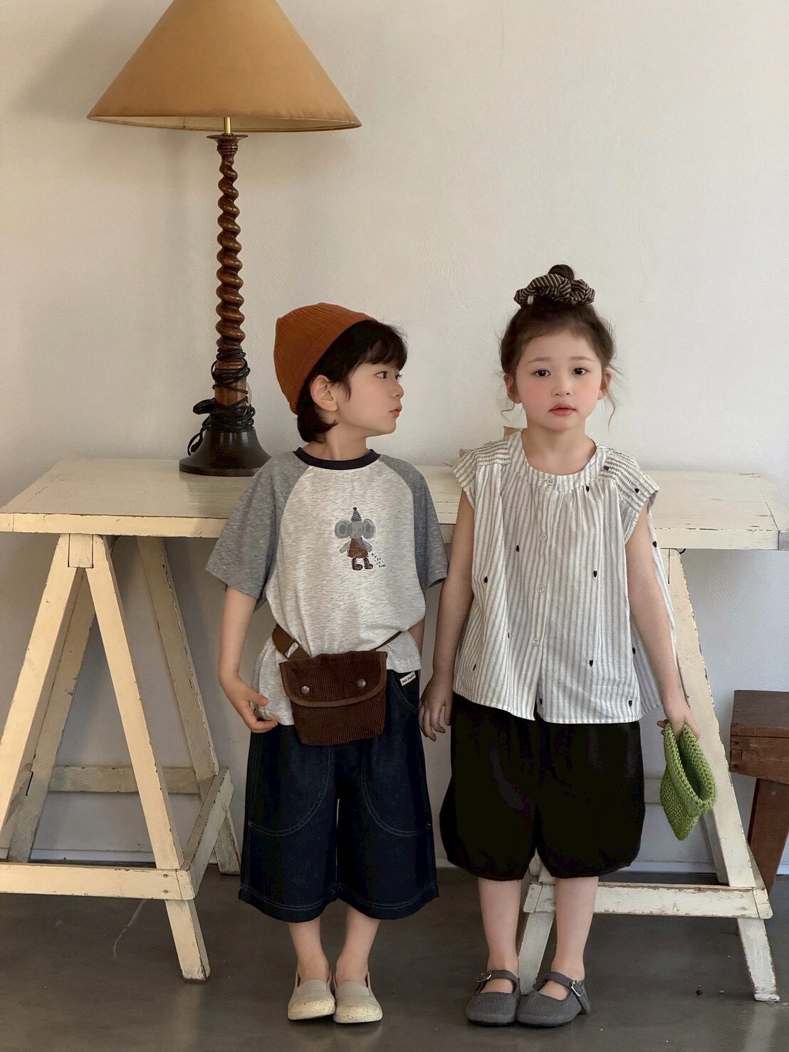 小點點偷偷出現娃娃衫