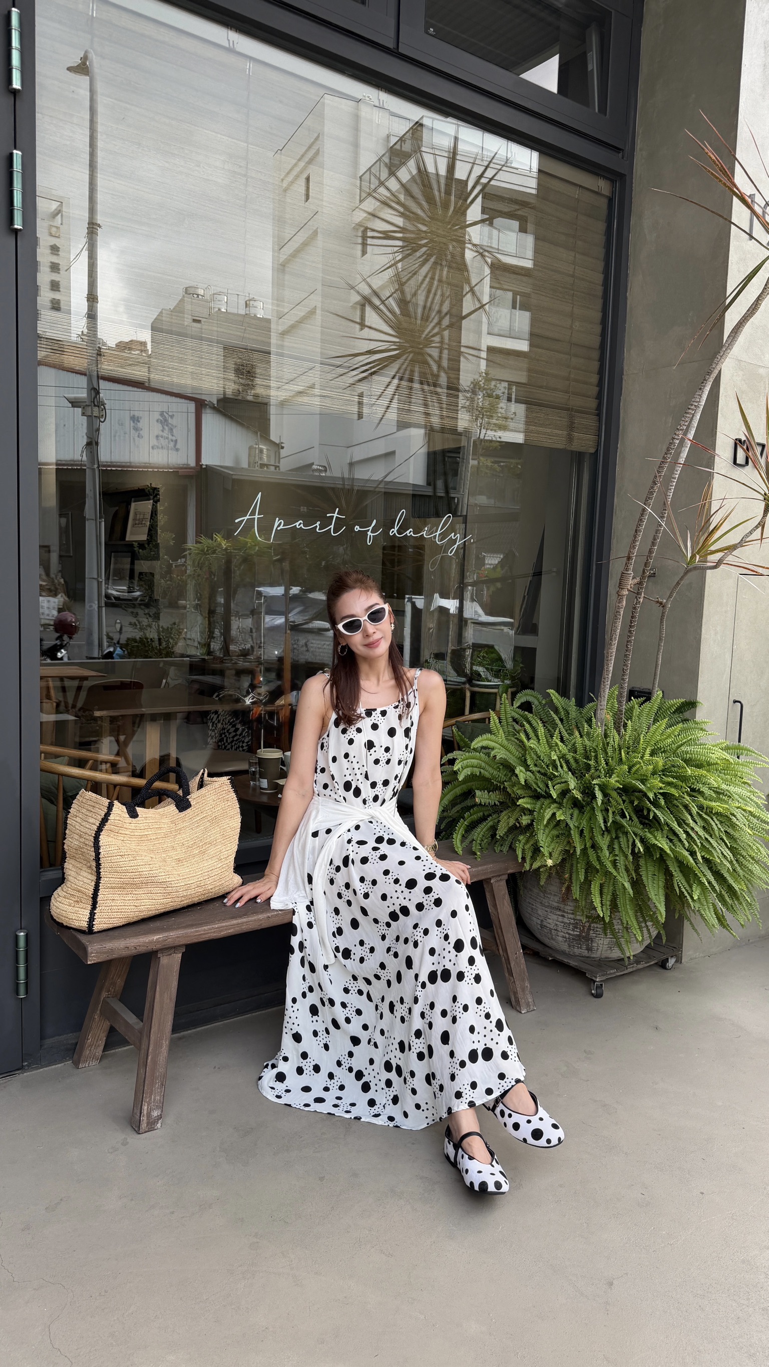 黑白波點涼感長洋裝