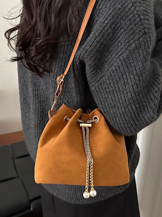 Matte Chic Trendy Bucket Crossbody Bag