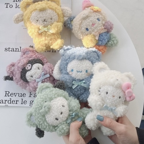 SANRIO x AS KNOW AS PLUS 三麗鷗 小熊頭套 蓬鬆毛絨吊飾 蝴蝶結 花小兔