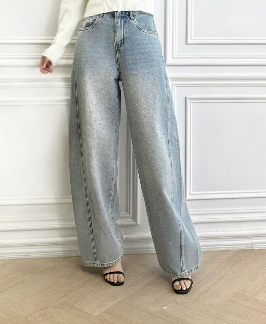 時髦必備!細閃亮鑽牛仔褲