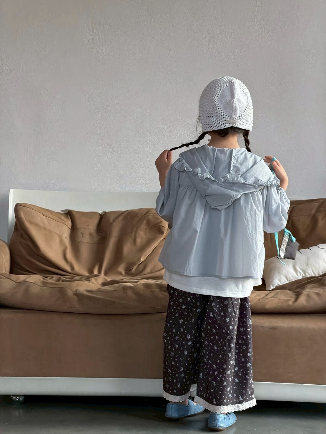 霧藍荷葉層次外套