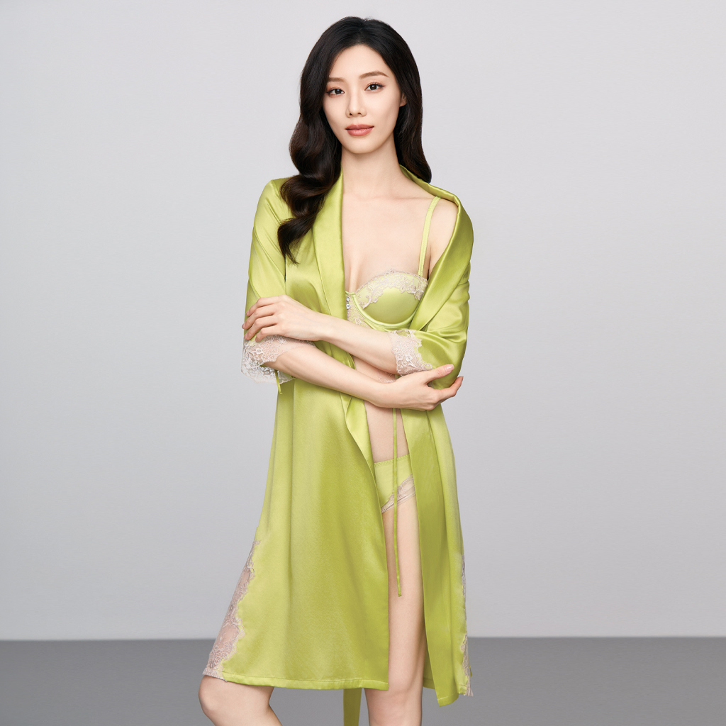 0327EF10-安莉芳內衣-黑標系列 : 優雅經典Pajamas（A10）