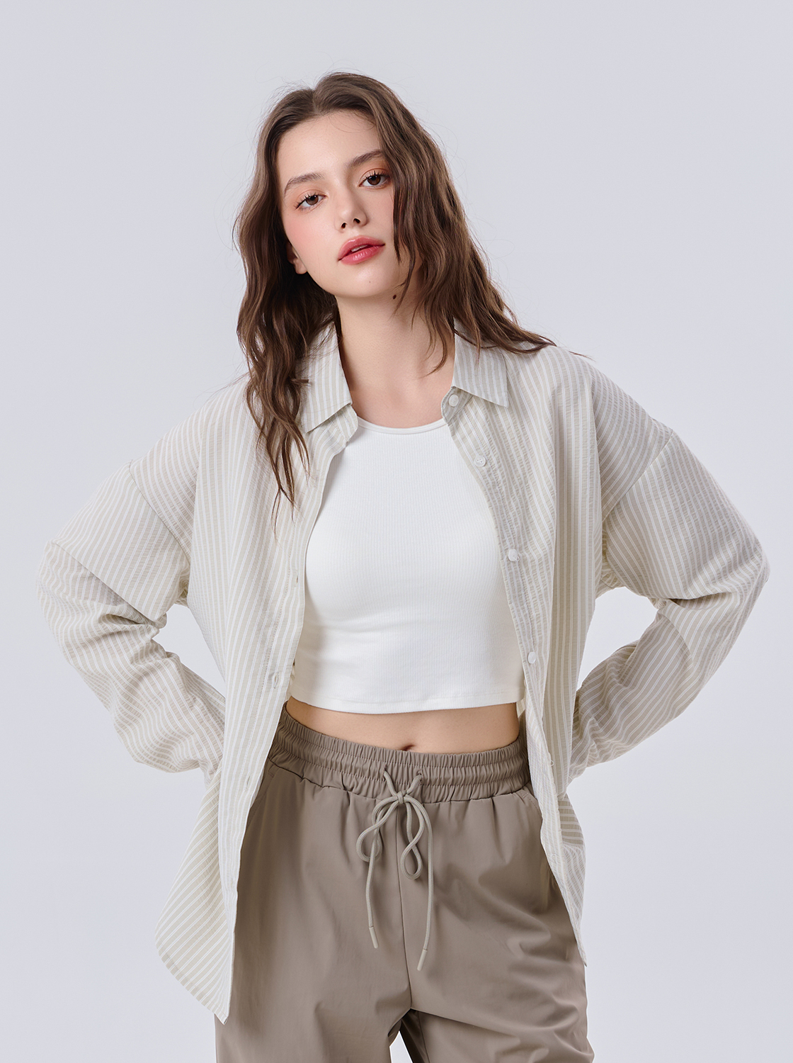 後背鏤空抽繩條紋襯衫