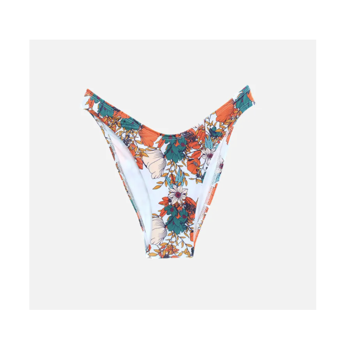 ▲Muiiswim VOU 海鷗拋臀泳褲【G26春里奈奈】