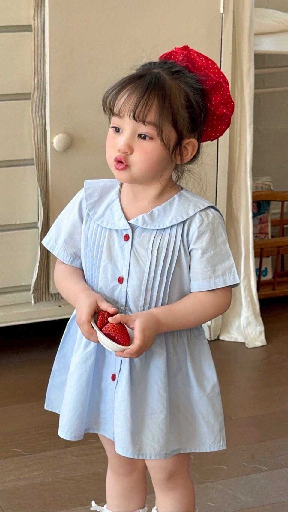 法式娃娃領藍洋裝