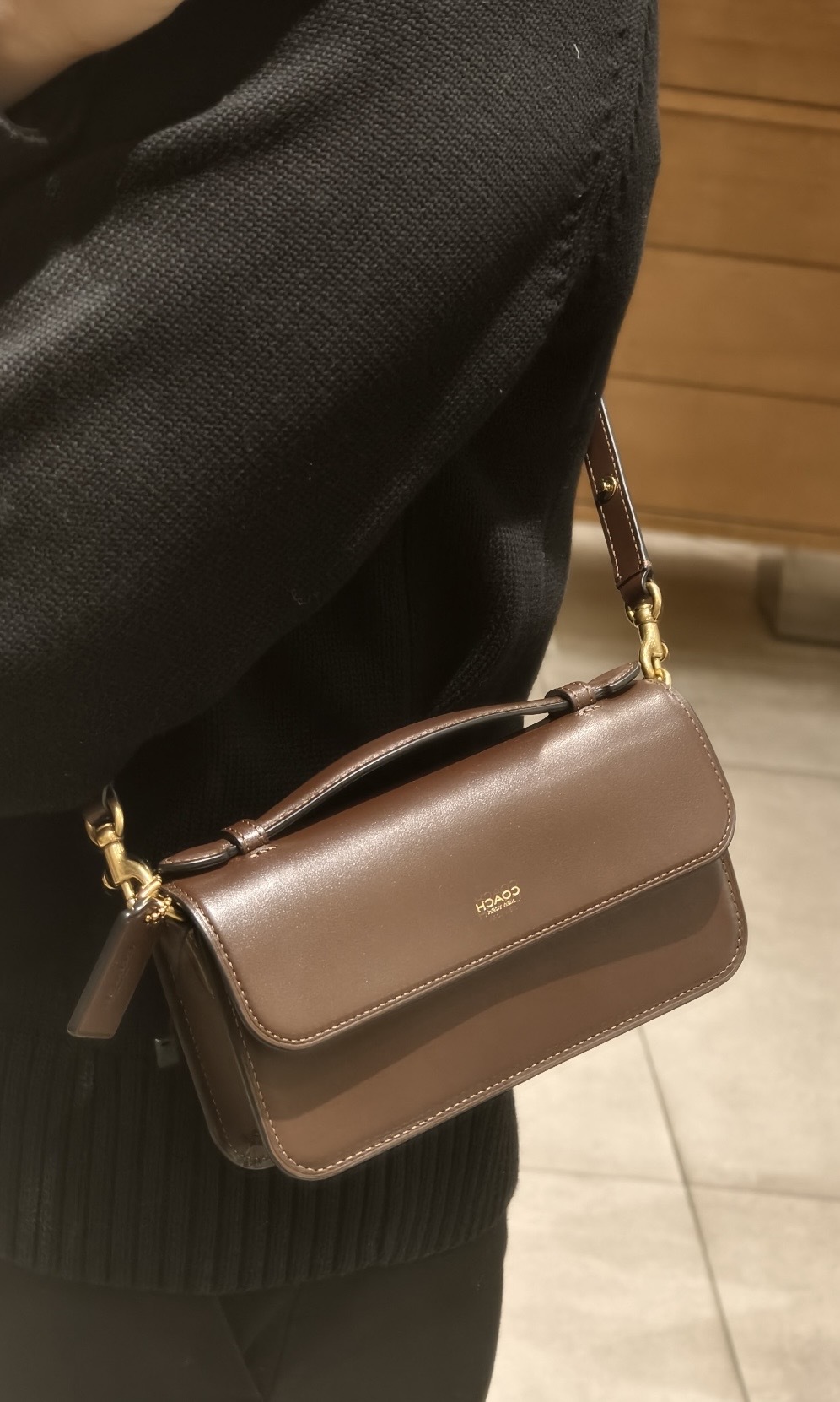 Coach Elora 單肩手提包 楓葉棕