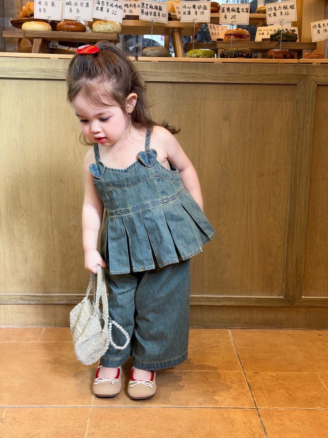 小愛心牛仔吊帶上衣