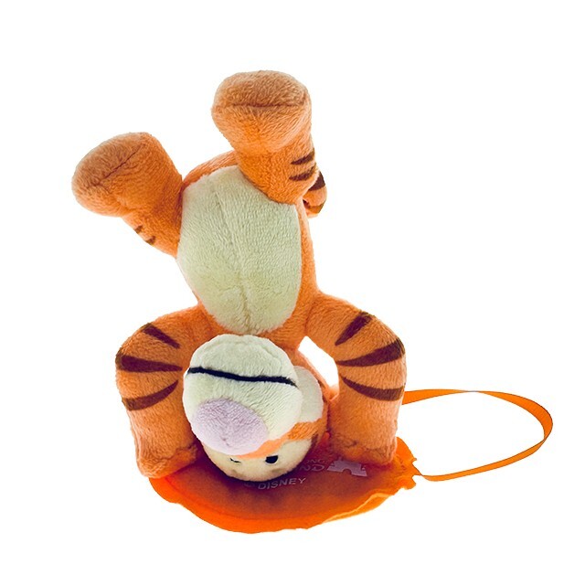 小熊維尼與好友們 甜蜜旅程 跳跳虎 Tigger 倒立造型 磁鐵 坐肩 絨毛 娃娃 公仔 -香港迪士尼樂園