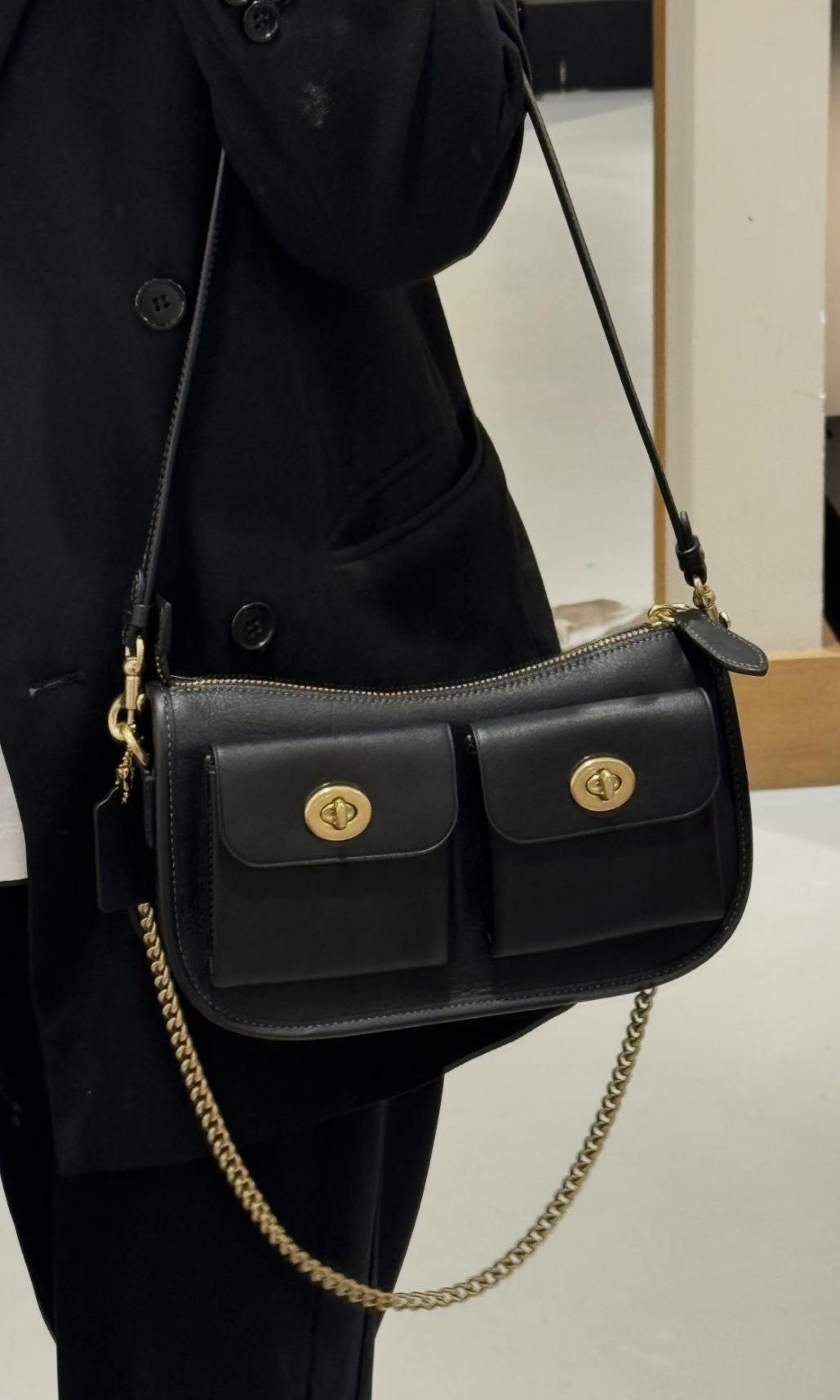 Coach Twin Turnlock Waverly Bag 黑色