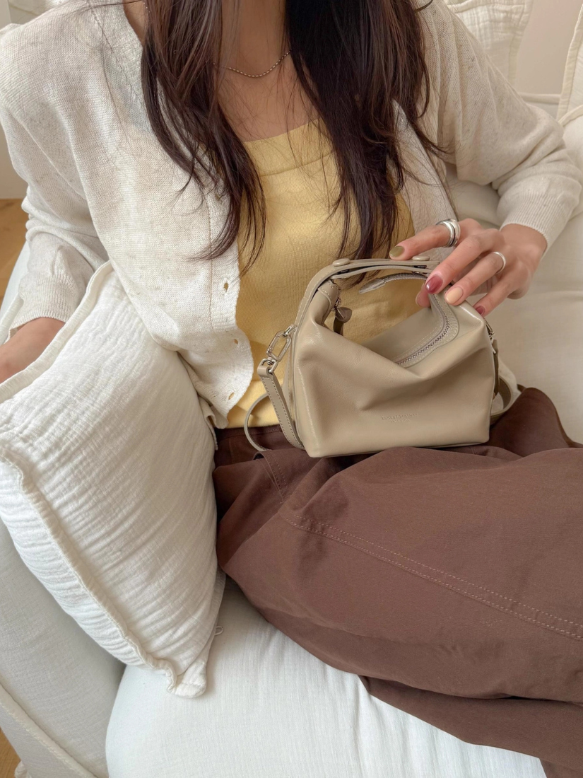 【 4/19收單 】Bucks & Leather New Button Cross（Pull-up）按扣斜挎包 韓國