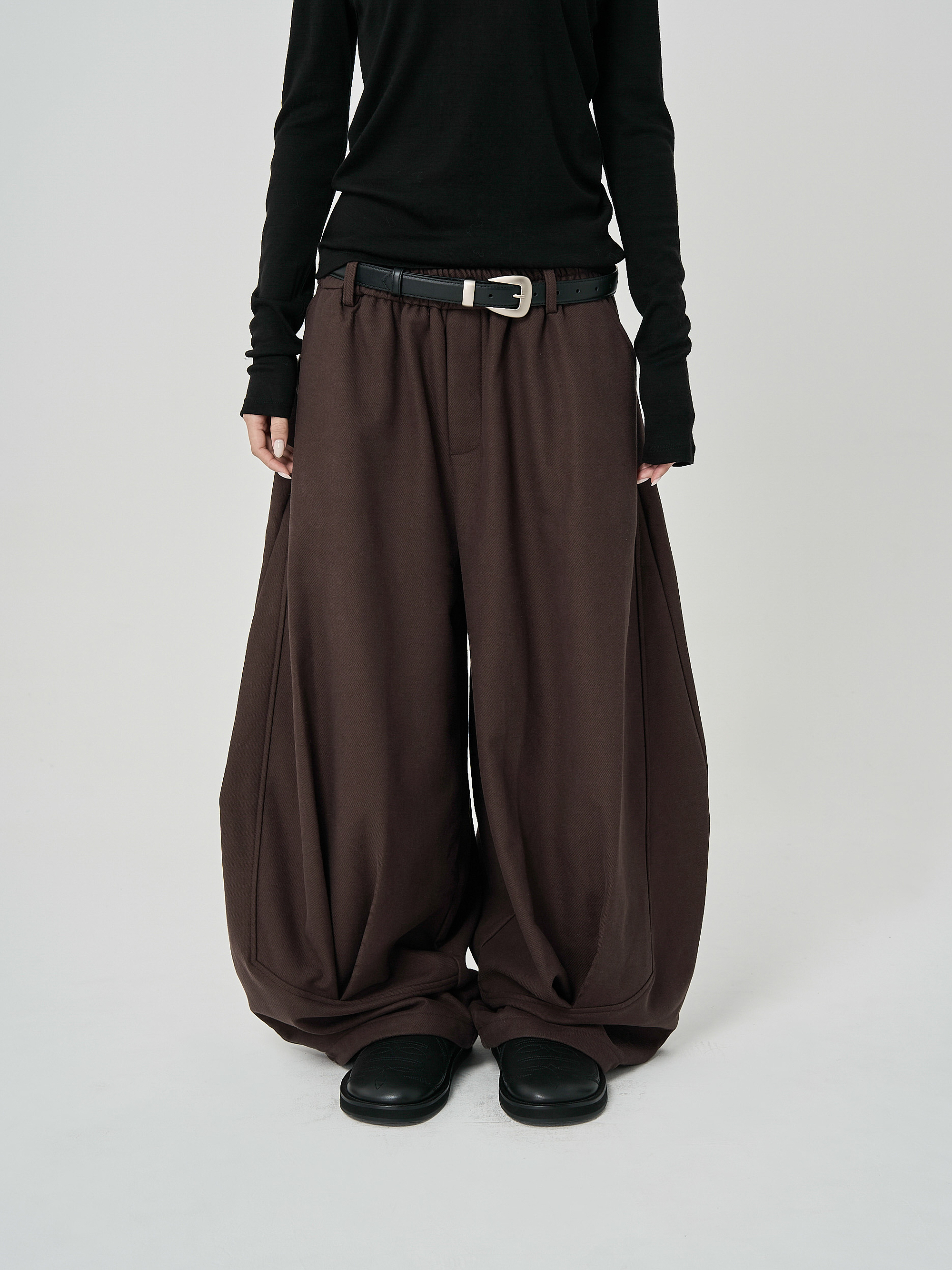 空間輪廓繭形長褲-棕