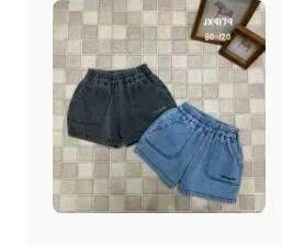 牛仔短褲