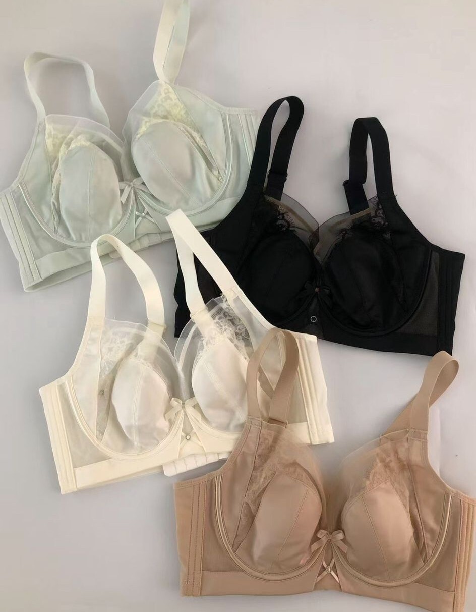 HH68  高級性感 建議C杯以上 水晶面料 愛心杯 軟鋼圈 無痕 蠶絲乳膠 4扣 側耳骨鋼圈 夏天透氣款  Size L-3XL made in korea $379