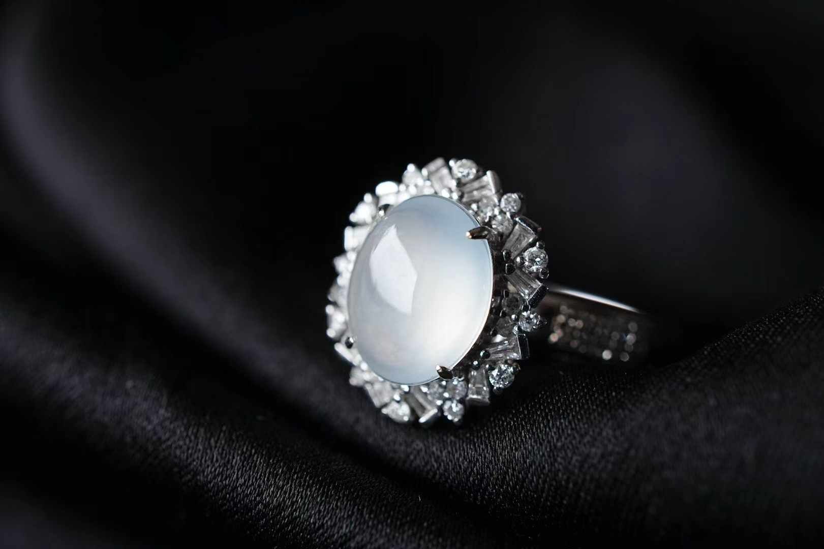 324851 翡翠蛋面戒指