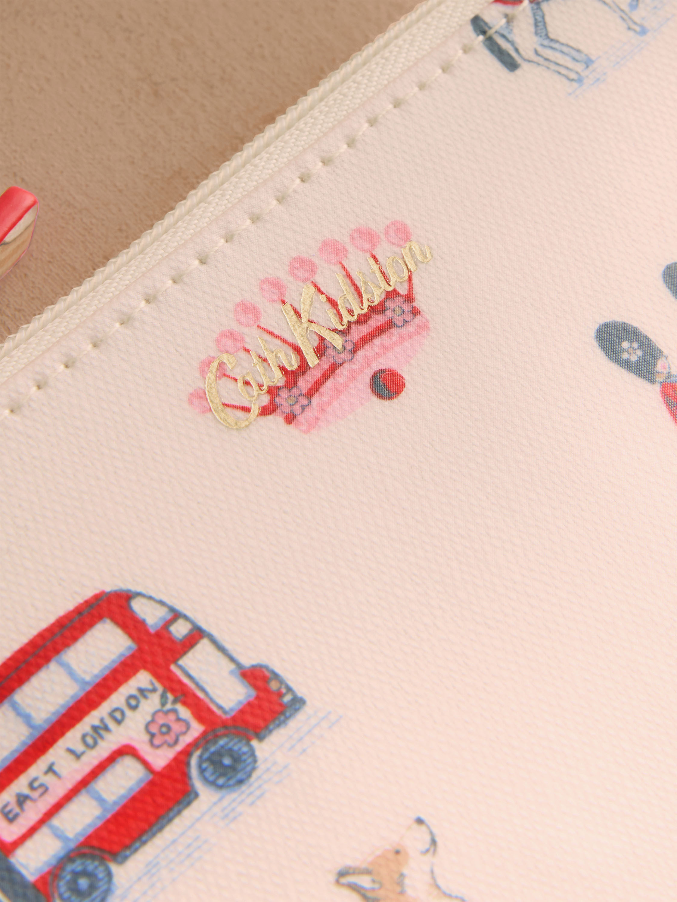 Queenies London 票卡零錢鑰匙包