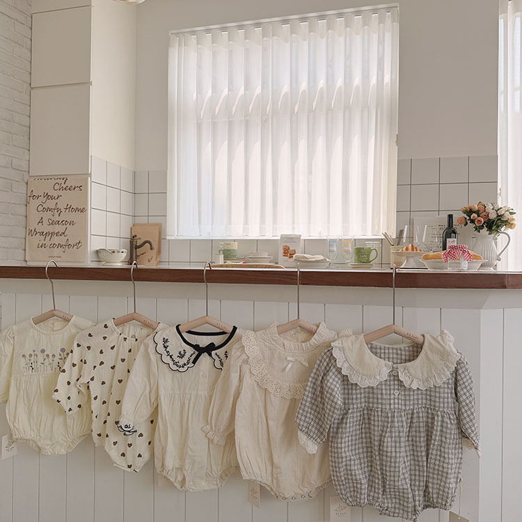 小立領緹花花邊包屁衣