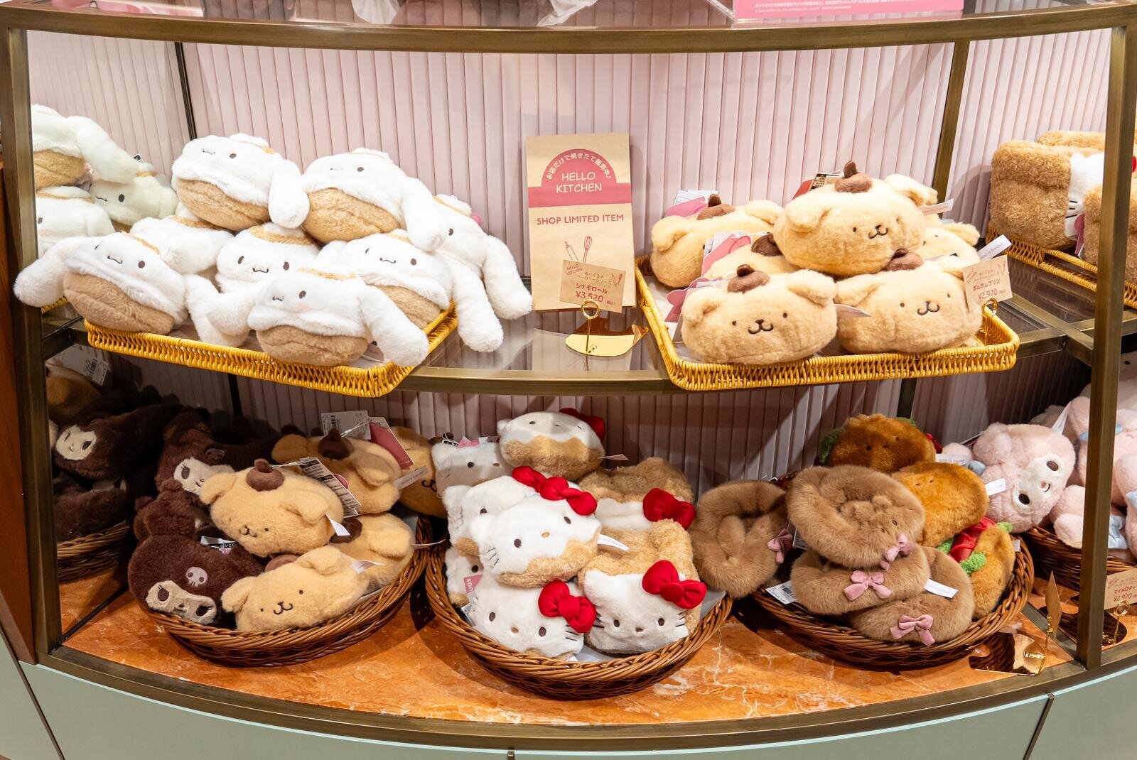 #預購 🇯🇵日本新宿限定 三麗鷗 HELLO KITCHEN 麵包造型 大頭娃娃 Sanrio House