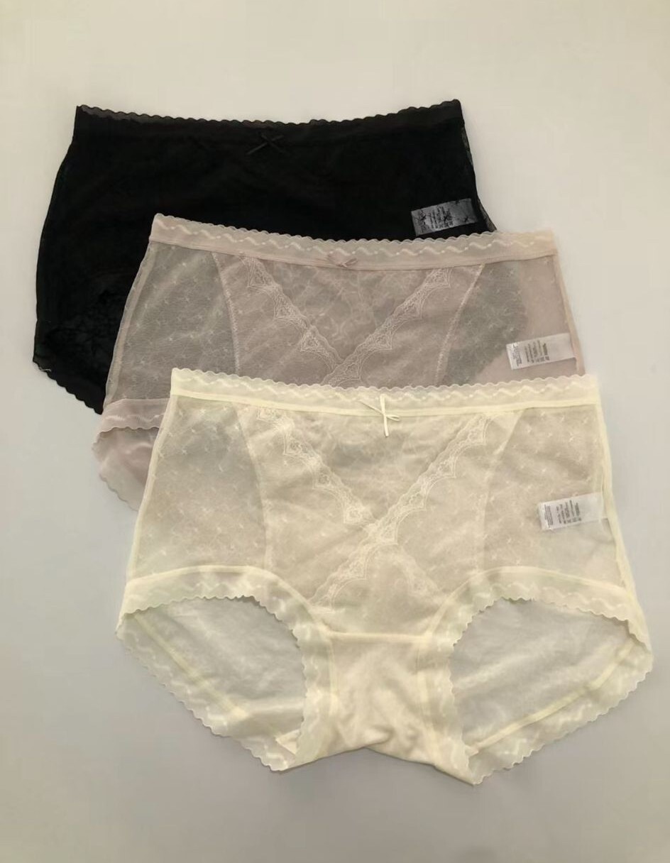HH81 蕾絲內褲 建議m-2xl 少少修腹 FERE SIZE $199