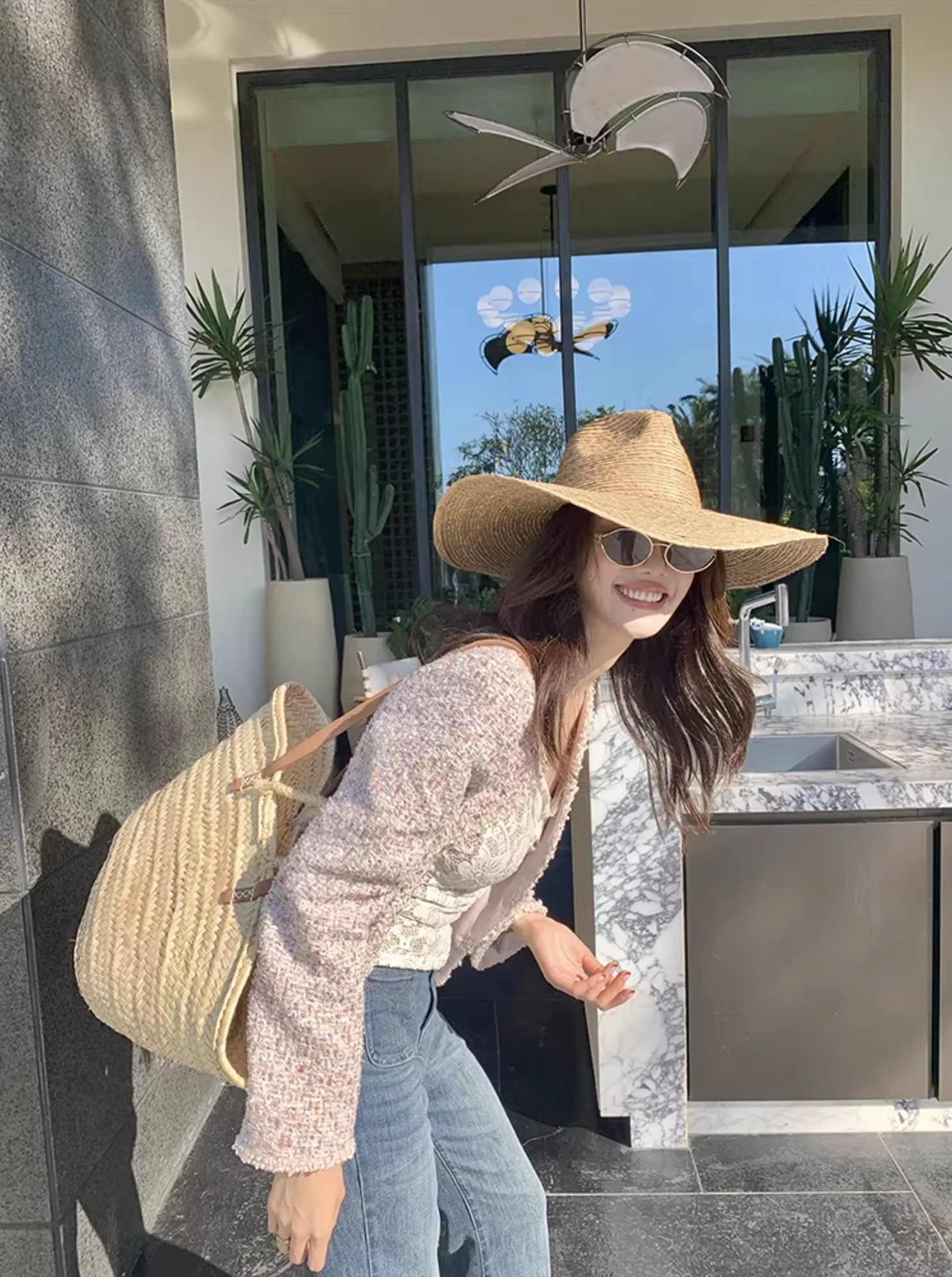 草莓粉微閃亮粉圓領開襟小香外套-S-XL (Elegant & Love)