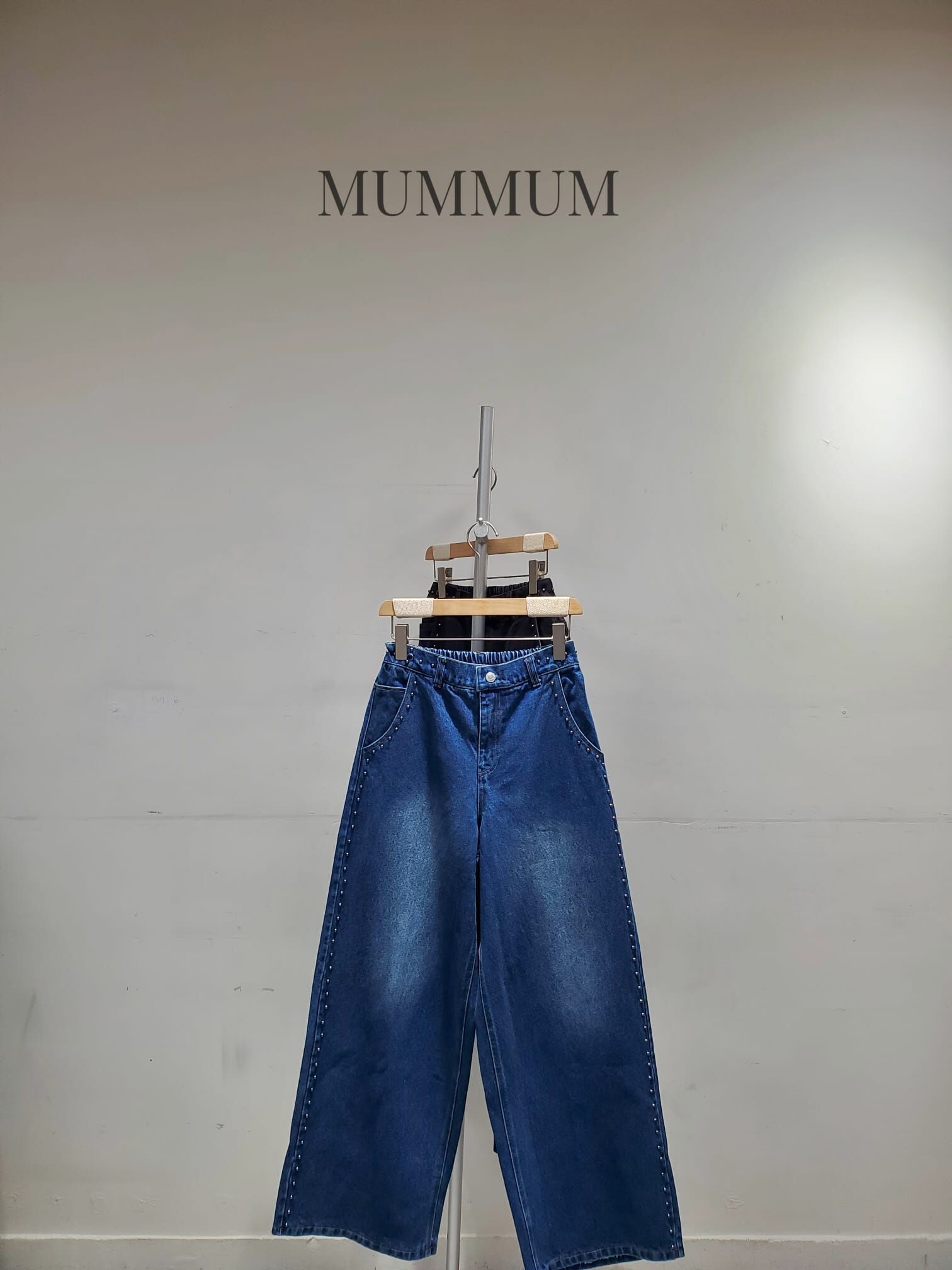 03708a/圓圓釘釘潮流款牛仔褲　28-34/41/40