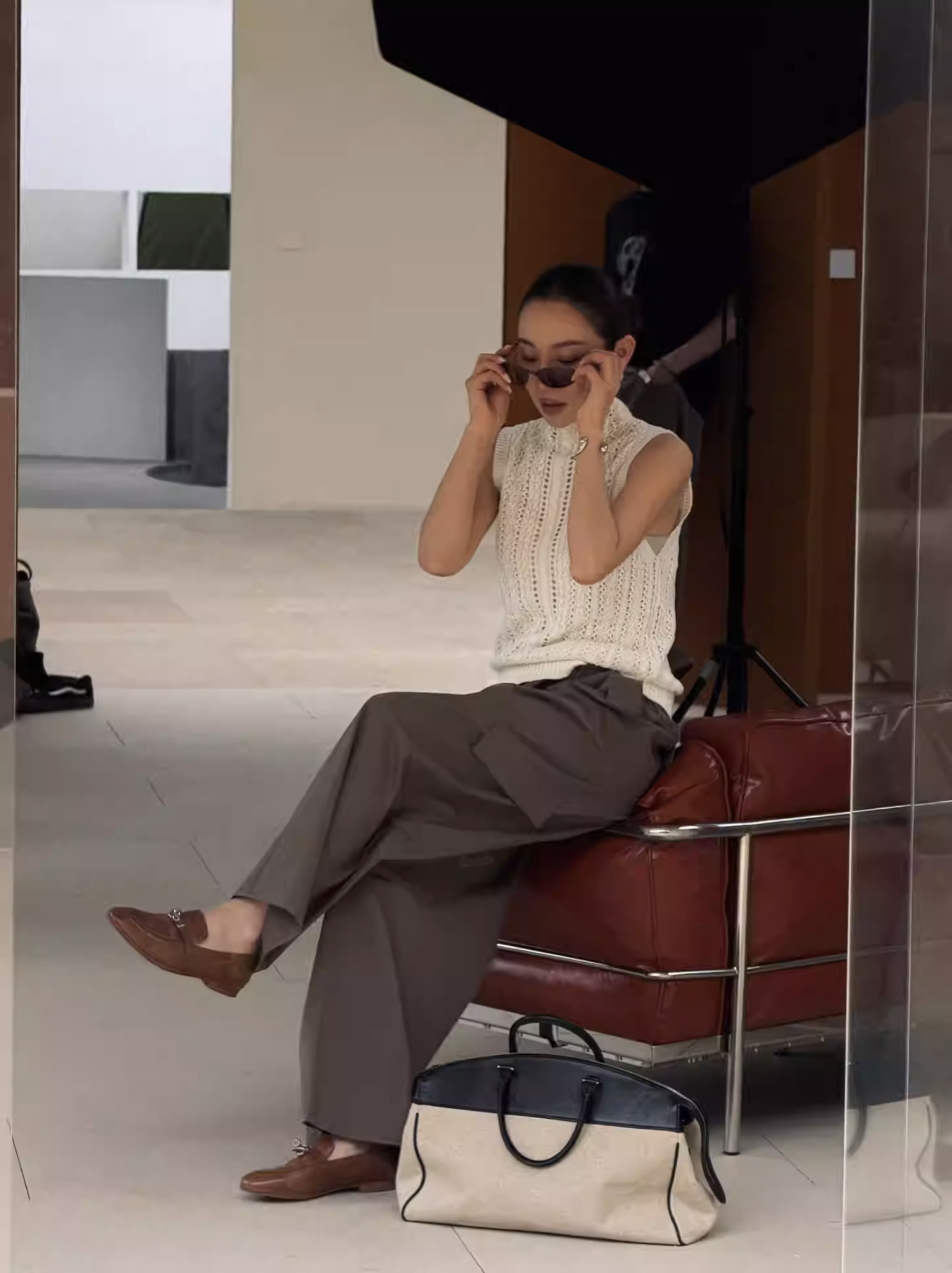 帥氣感鬆緊腰綁帶彎刀休閒褲長褲-S-L / 2色 (Elegant & Love)