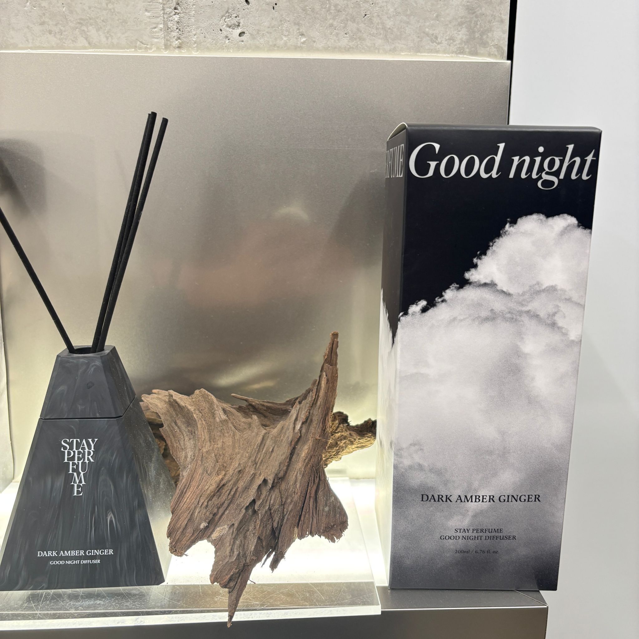 KOR-KKG0327-247 Dark Amber Ginger Stay Perfume Good Night Diffuser 200ml (A45)