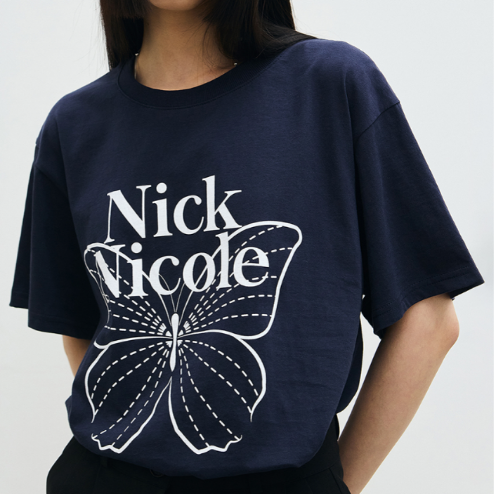 KOR-CCG0327-306 BIG BUTTERFLY SLEEVE TOP_NAVY WHITE (A6)