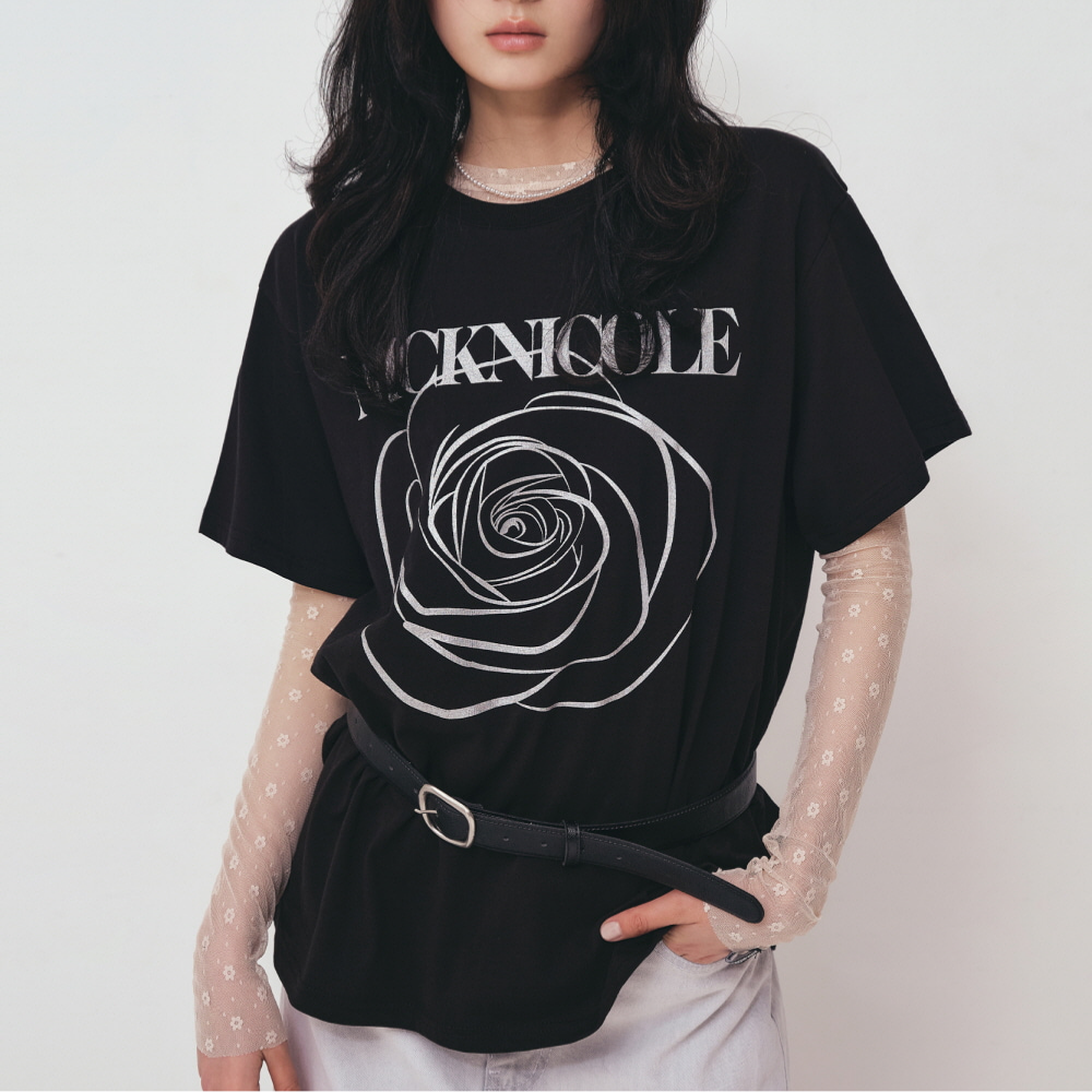 KOR-CCG0327-319 BIG ROSE SLEEVE TOP_BLACK SILVER (A19)