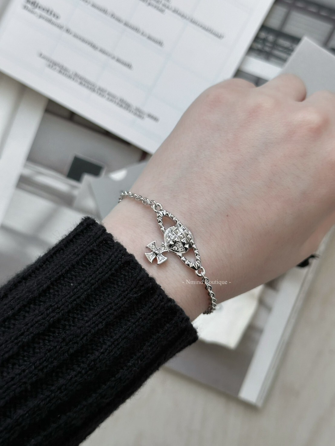 <快速出貨> Vivienne Westwood Mayfair Bas Relief 銀星球手鍊