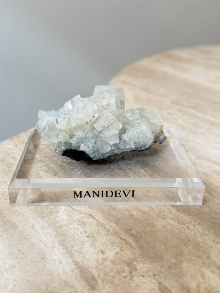 魚眼礦 Apophyllite