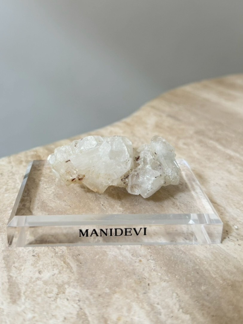 魚眼礦 Apophyllite