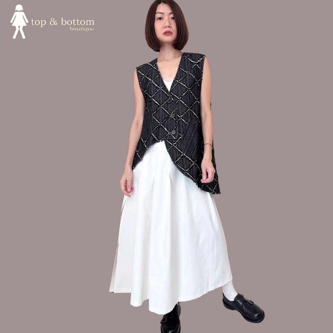 SLEEVELESS FURRY CHECKED VEST