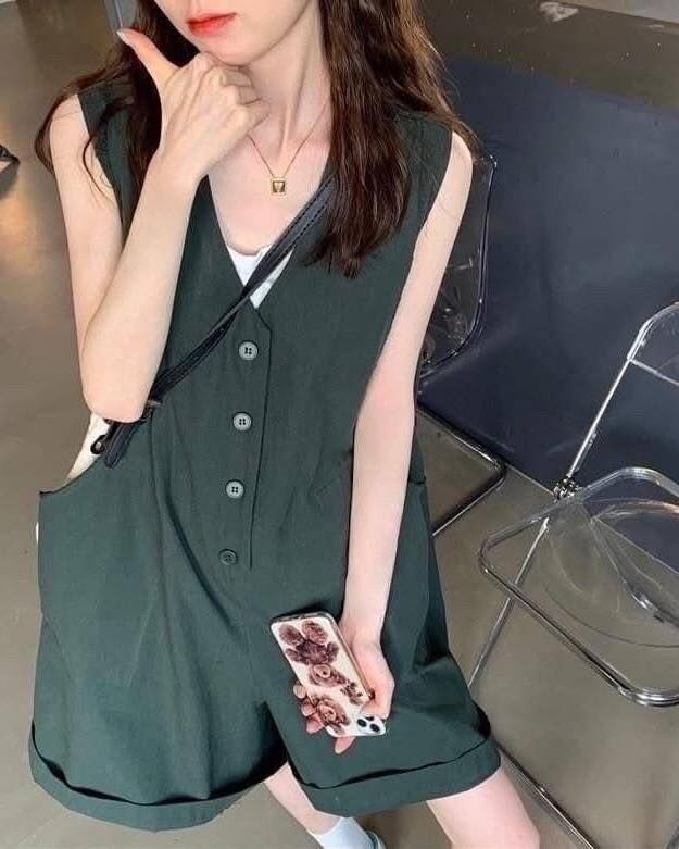 【減齡必備小輕新背心連身吊帶褲 】（現貨）