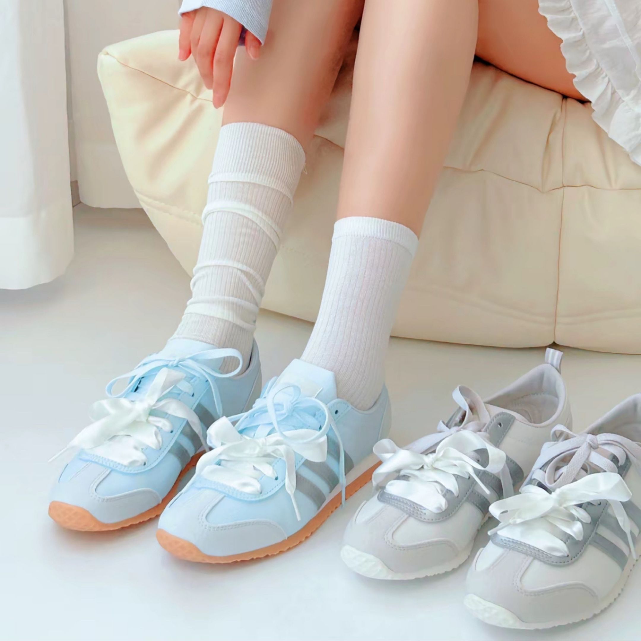 NICEDAY 代購 ADIDAS VS JOG2.0 天藍 淺藍 水藍 藍 銀 緞帶 女款 芭蕾 薄底 德訓 KH5559