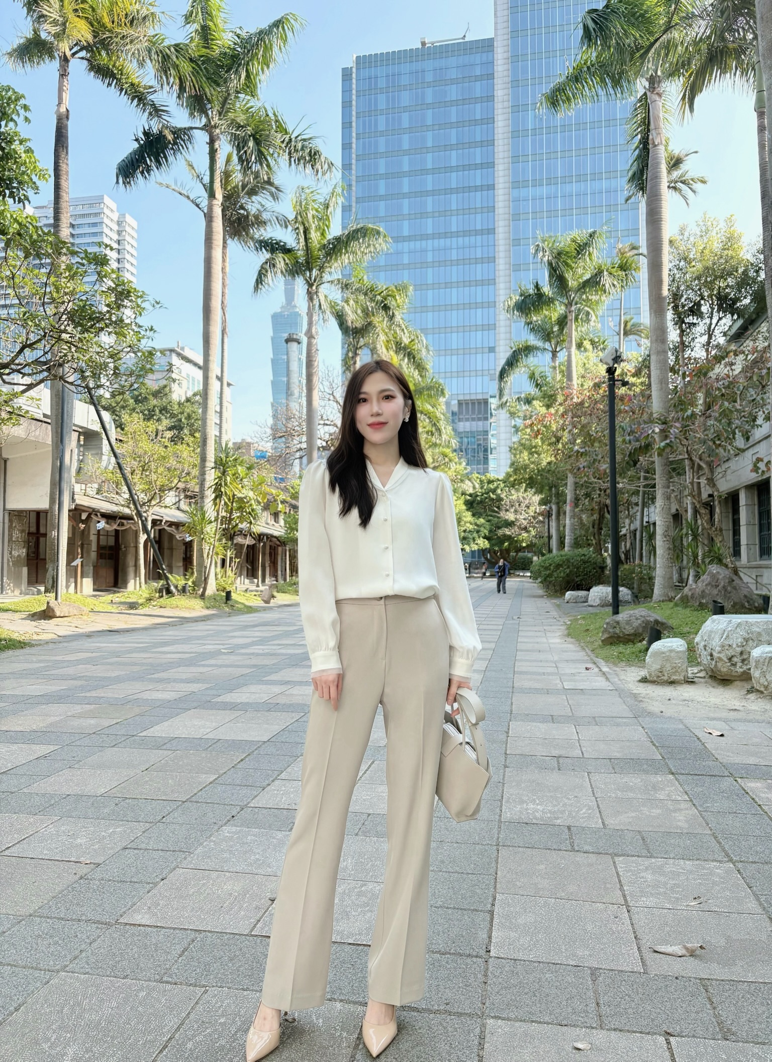 鬆緊腰圍織紋窄腳西褲