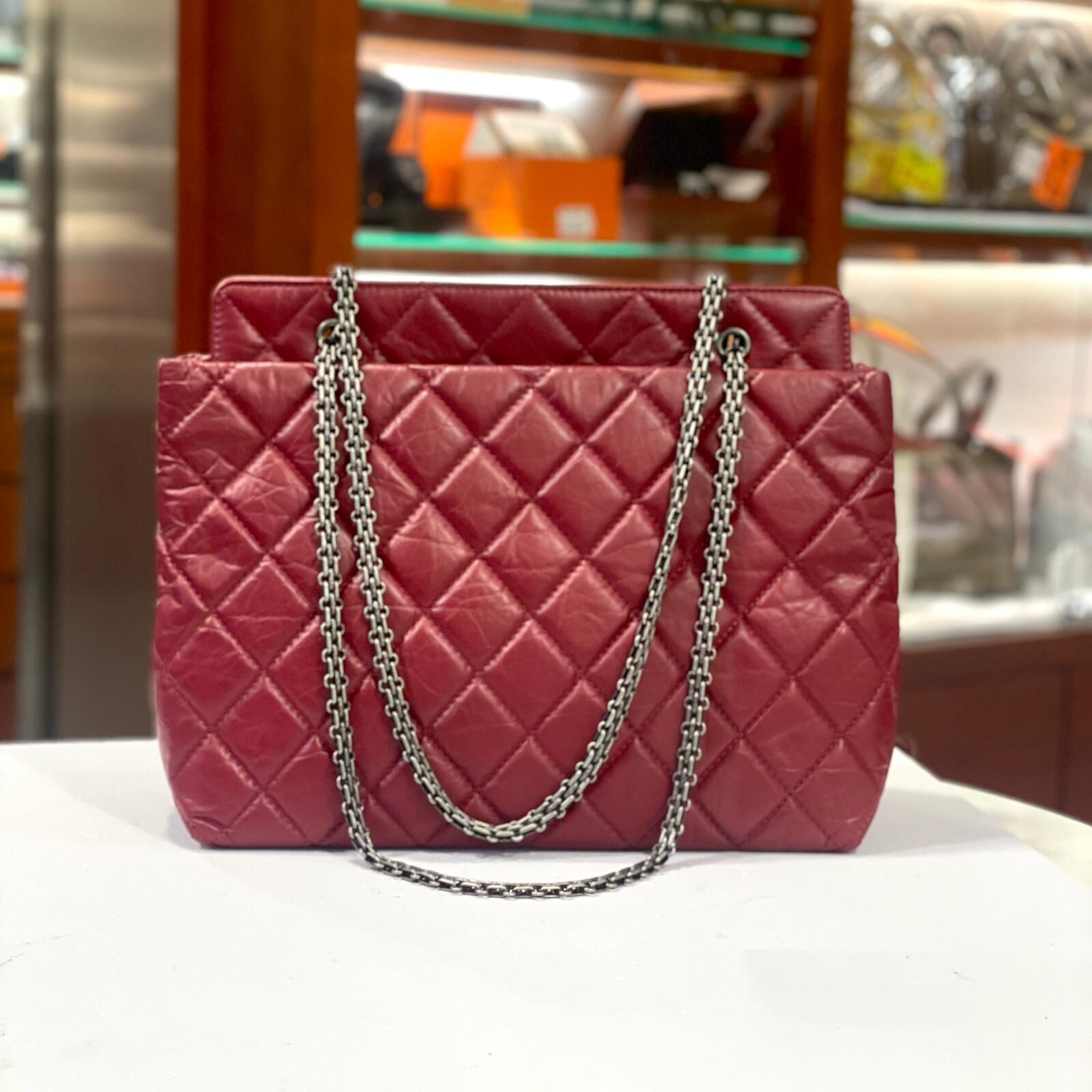 未使用品!!! CHANEL 2.55 CHAIN TOTE BAG 紅色菱格紋牛皮復古銀扣@163開 #BRAND NEW #香榭站正品