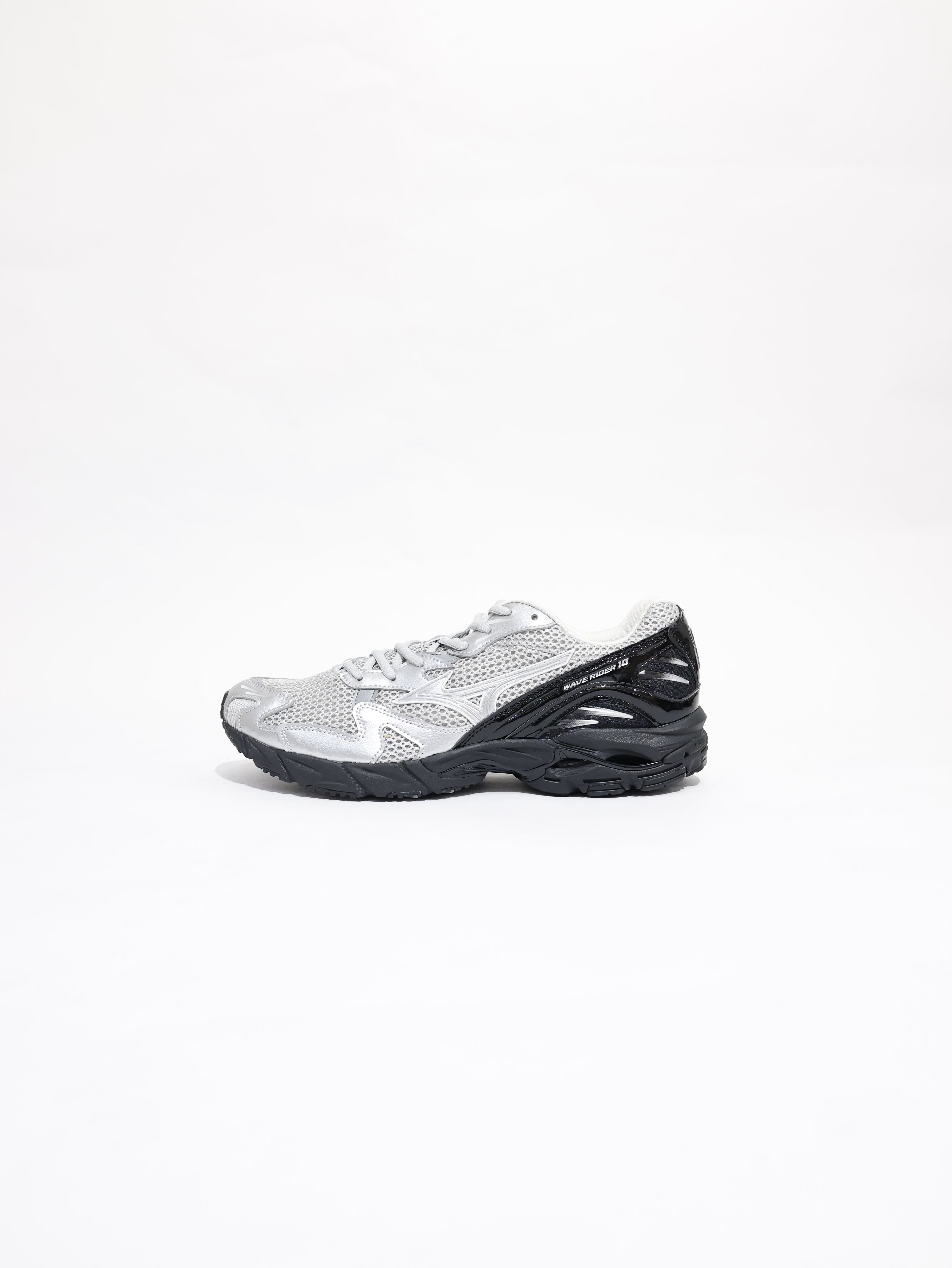 Mizuno WAVE RIDER 10