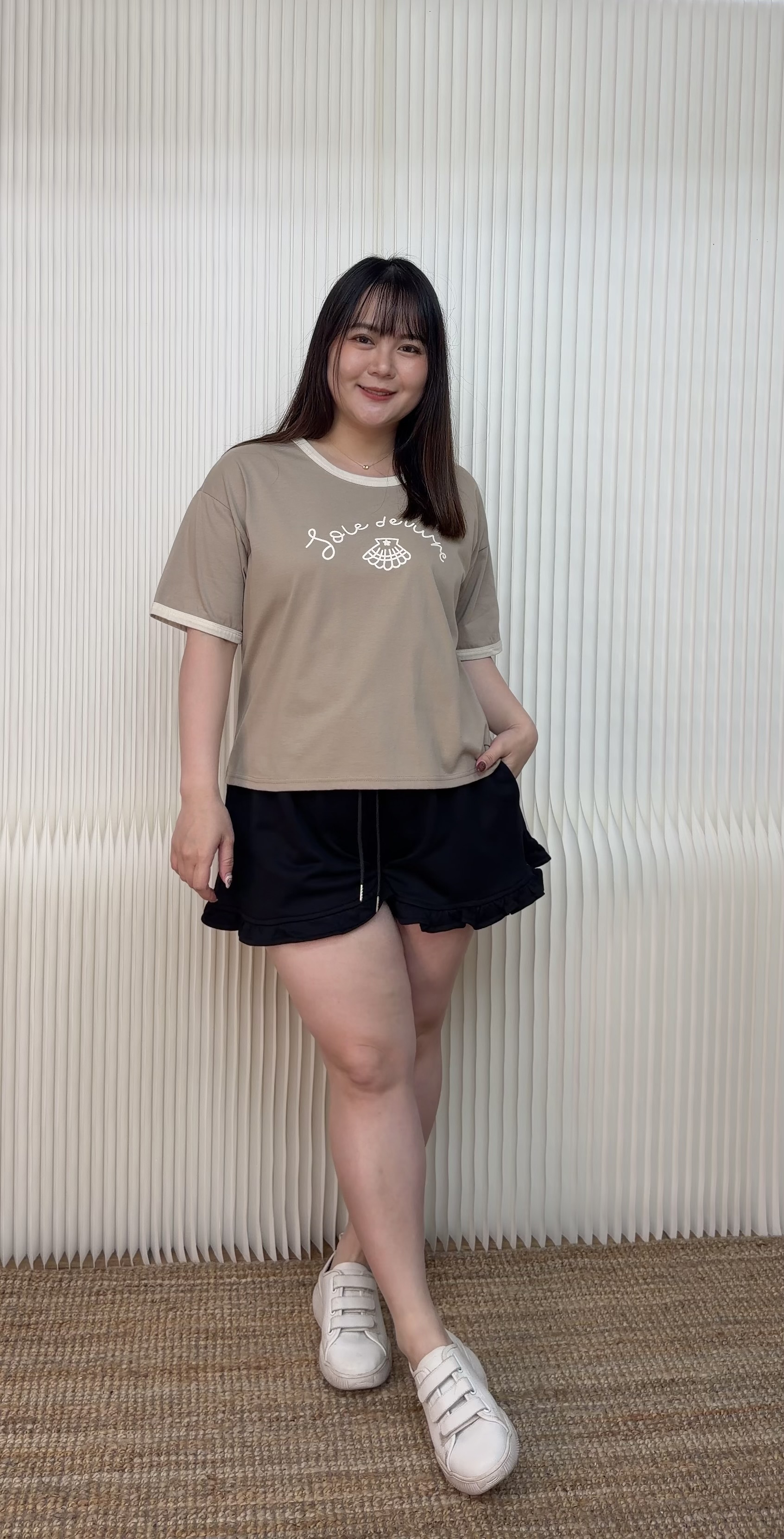 222.圓領小貝殼上衣