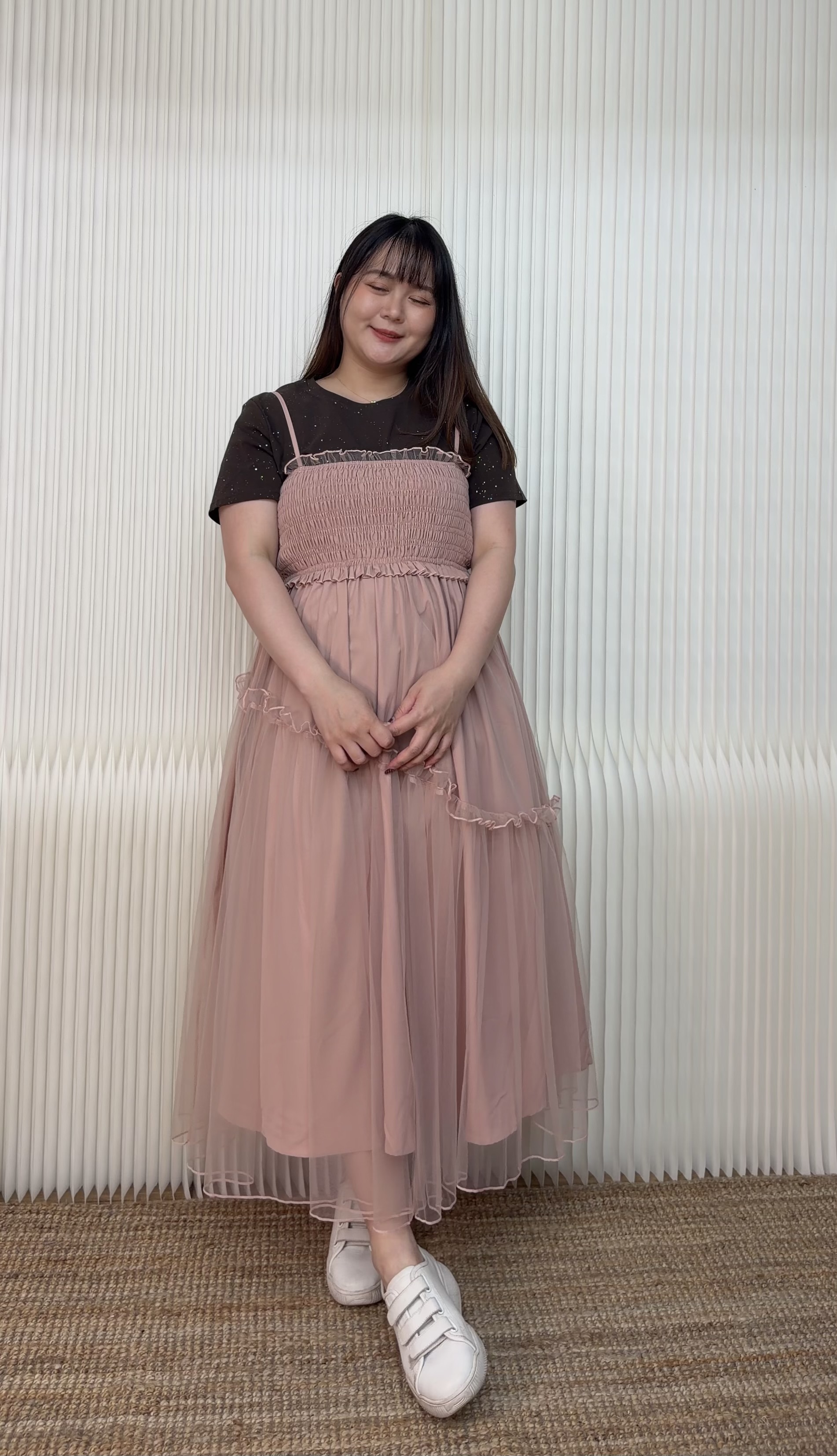 202.小浪漫網紗吊帶洋裝