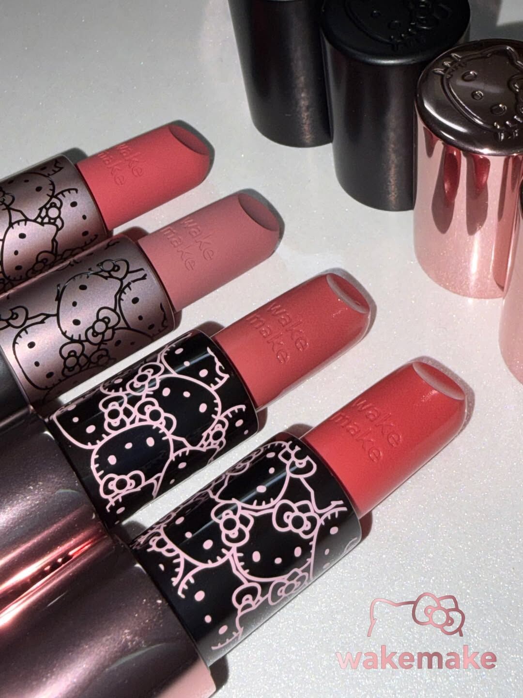 【預購】韓國 WAKEMAKE Hello Kitty 黑色唇膏 光澤版 霧面版