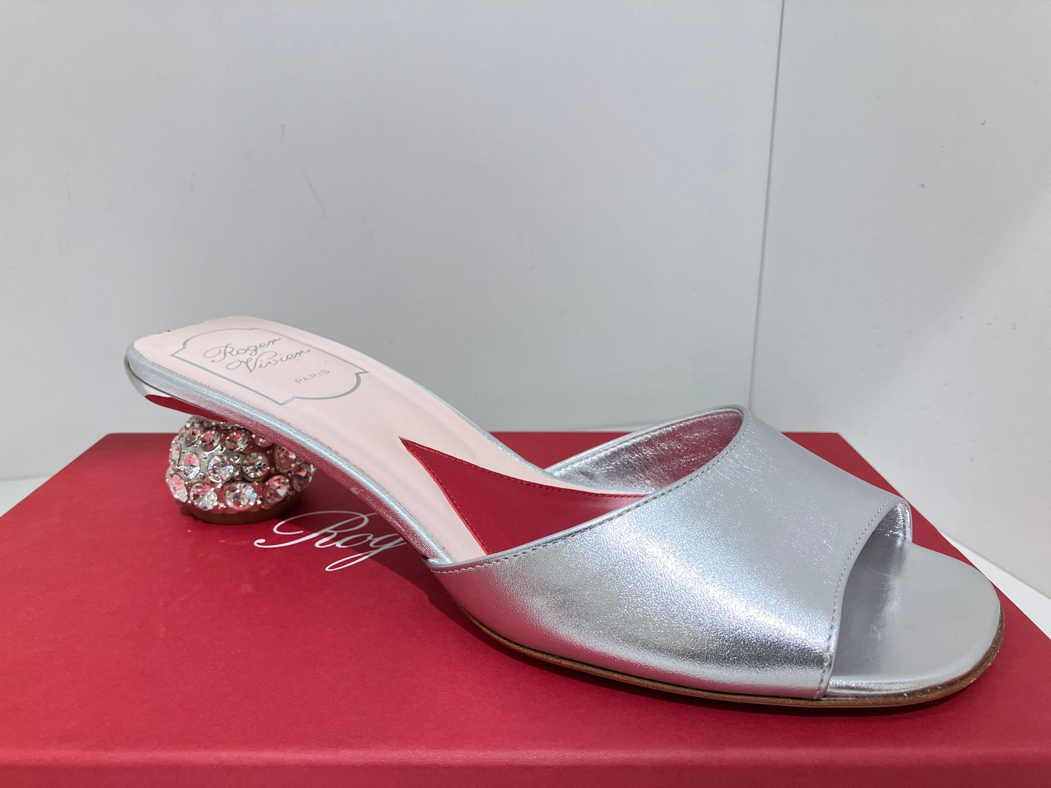 Roger Vivier RV love crystal ball leather sandals silver