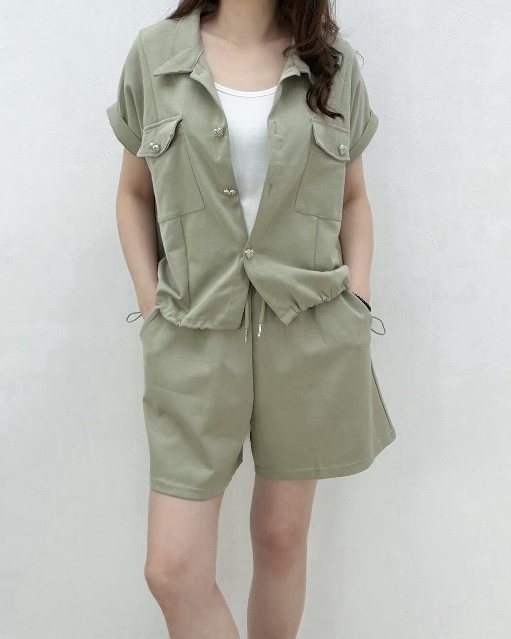 【甜美又百搭的愛心釦造型套裝】（現貨）