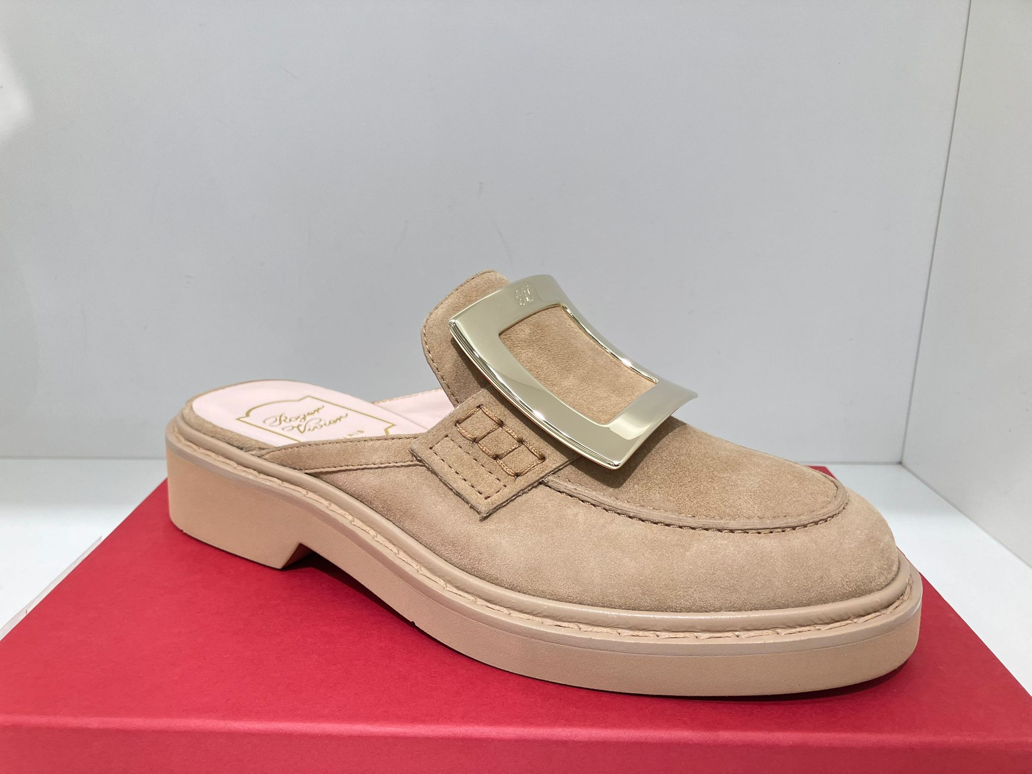 Roger Vivier RV viv rangers mules slippers beige