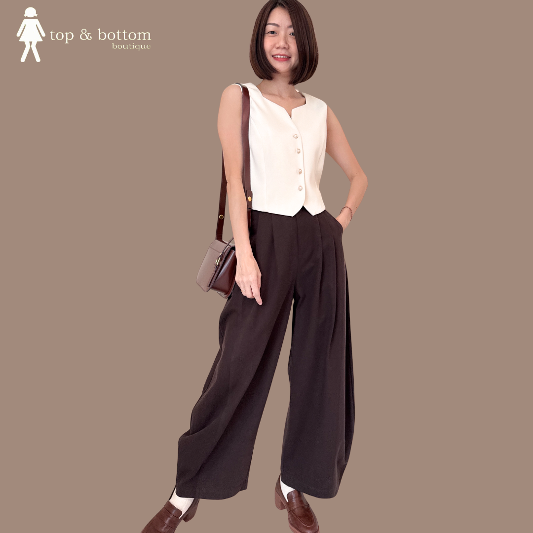 SLEEVELESS BUTTON VEST BLOUSE